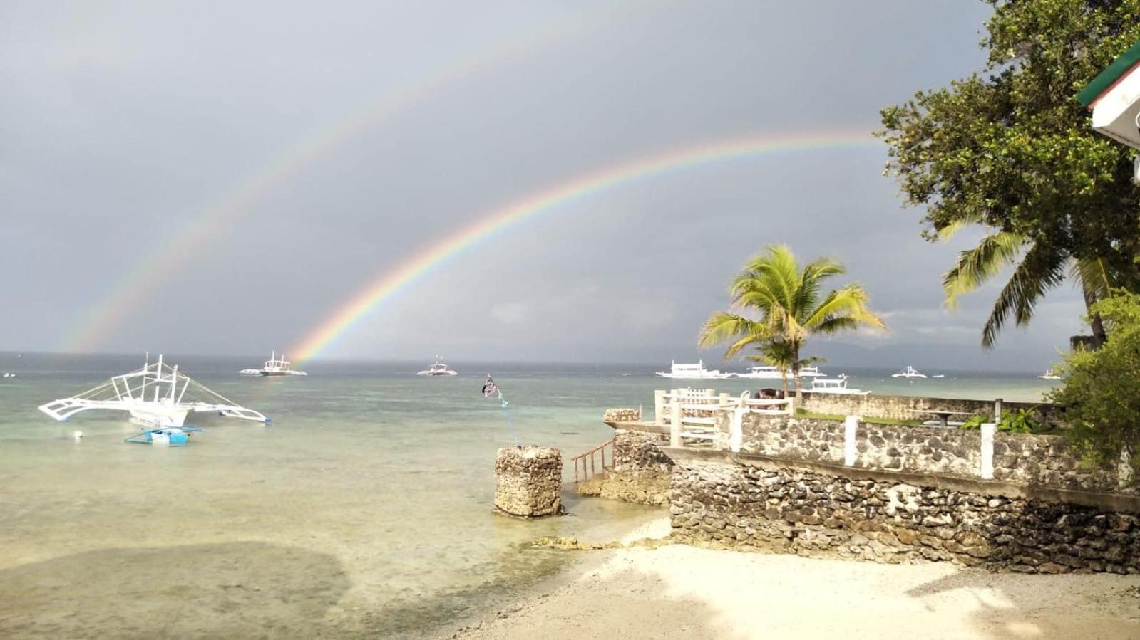 Love'S Beach & Dive Resort Moalboal Εξωτερικό φωτογραφία